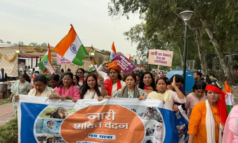 देहरादून में ‘नारी शक्ति वंदन’ पदयात्रा और बाइक रैली, सड़कों पर उतरी महिलाएं