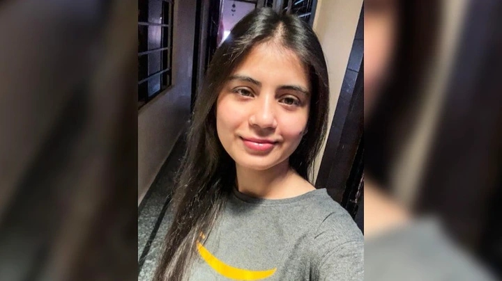 चलती ट्रेन से कहां गायब हो गई प्रज्ञा सिंह? पति के साथ सोई थी, रात में नींद खुली तो ट्रेन में नहीं मिली