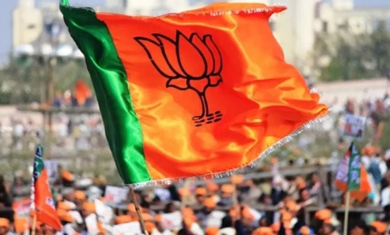 बीजेपी को बड़ा झटका!, इस नेता ने पार्टी से दिया इस्तीफ़ा