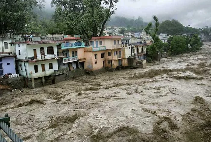 उत्तराखंड में बाढ़ का खतरा!, अलकनंदा-मंदाकिनी डेंजर लेवल के पार, प्रशासन का अलर्ट जारी
