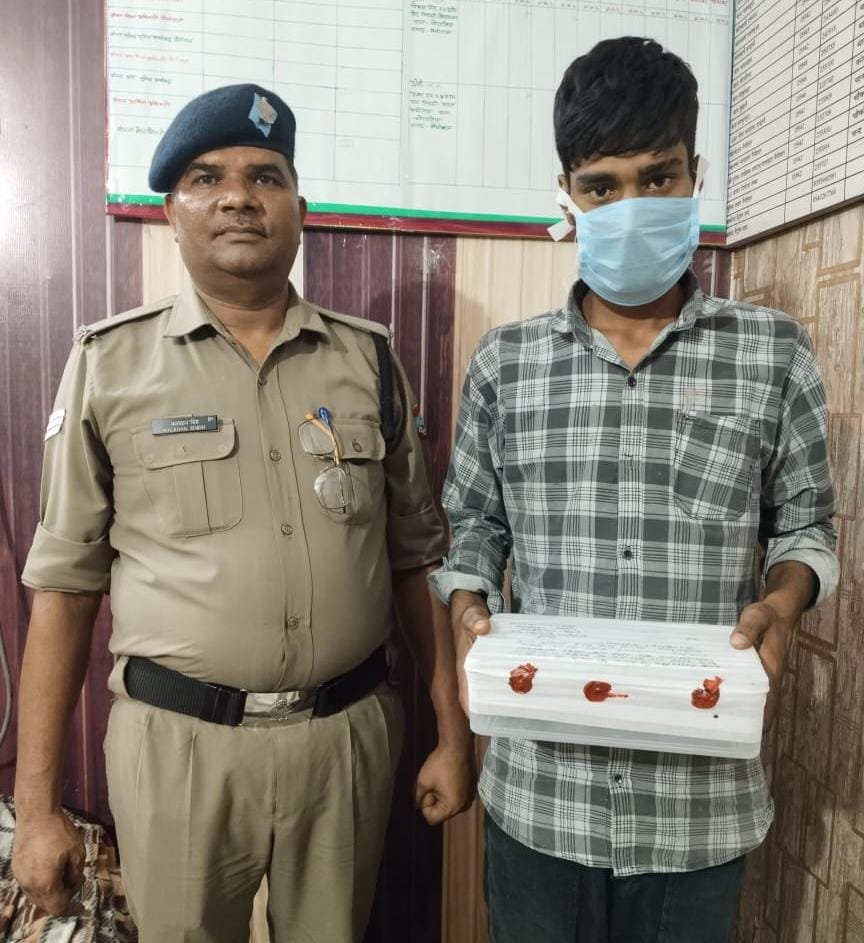 एसएसपी नैनीताल के सख़्त निर्देश – ऑपरेशन प्रहार के तहत अवैध हथियार लेकर घूमने वालों के विरुद्ध चोरगलिया पुलिस का शिकंजा