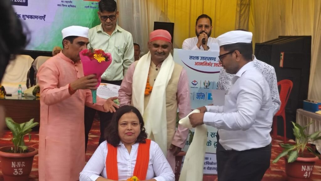 ऋषिकेश नगर निगम ने डॉ. जुगलान व डॉ. नीरजा गोयल को दिया ‘प्राइड ऑफ द सिटी’ सम्मान