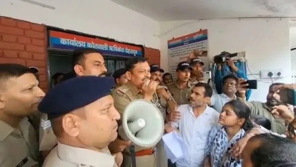 ऋषिकेश में भारी बवाल!, कौन है उत्तराखंड के रंगा बिल्ला?