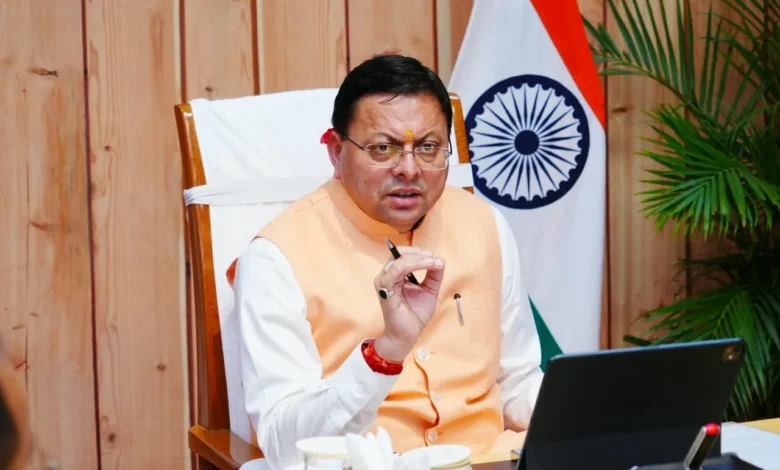 देर रात सीएम धामी ने की अधिकारियों के साथ बैठक!, दिए ये कड़े निर्देश